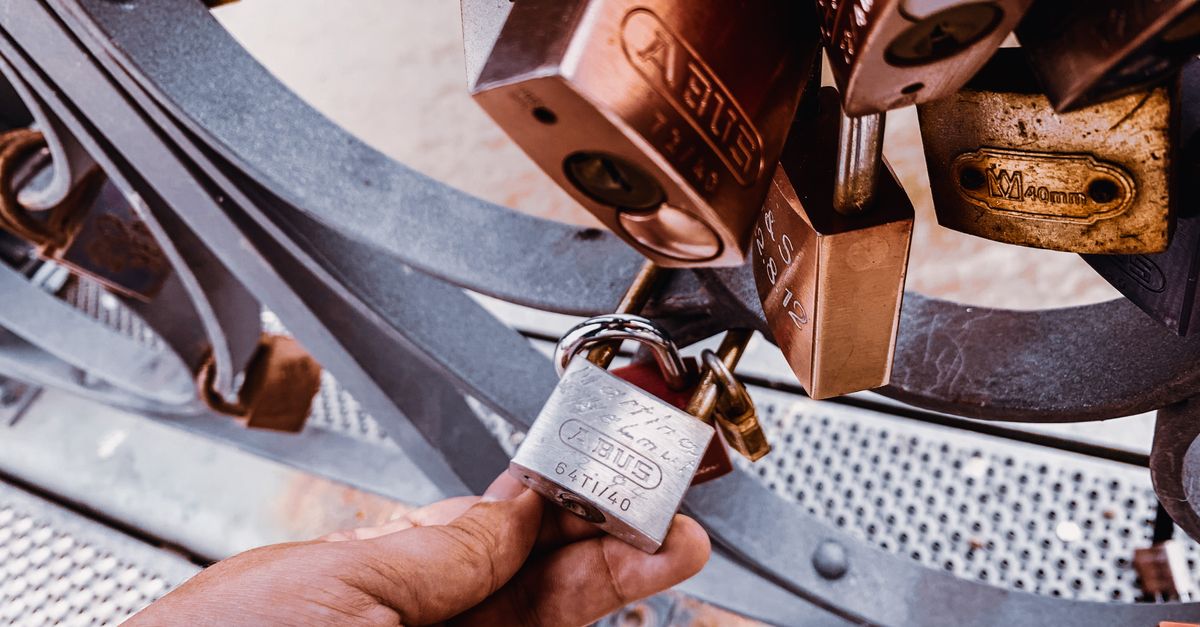 locksmith service technician — Bellmore Locksmiths