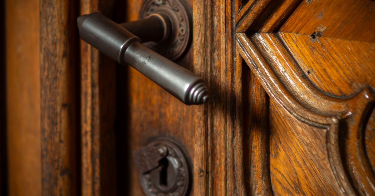 Why Grade-1 Mortise Lock Installation Demands a Specialist Commercial Locksmith — Bellmore Locksmiths